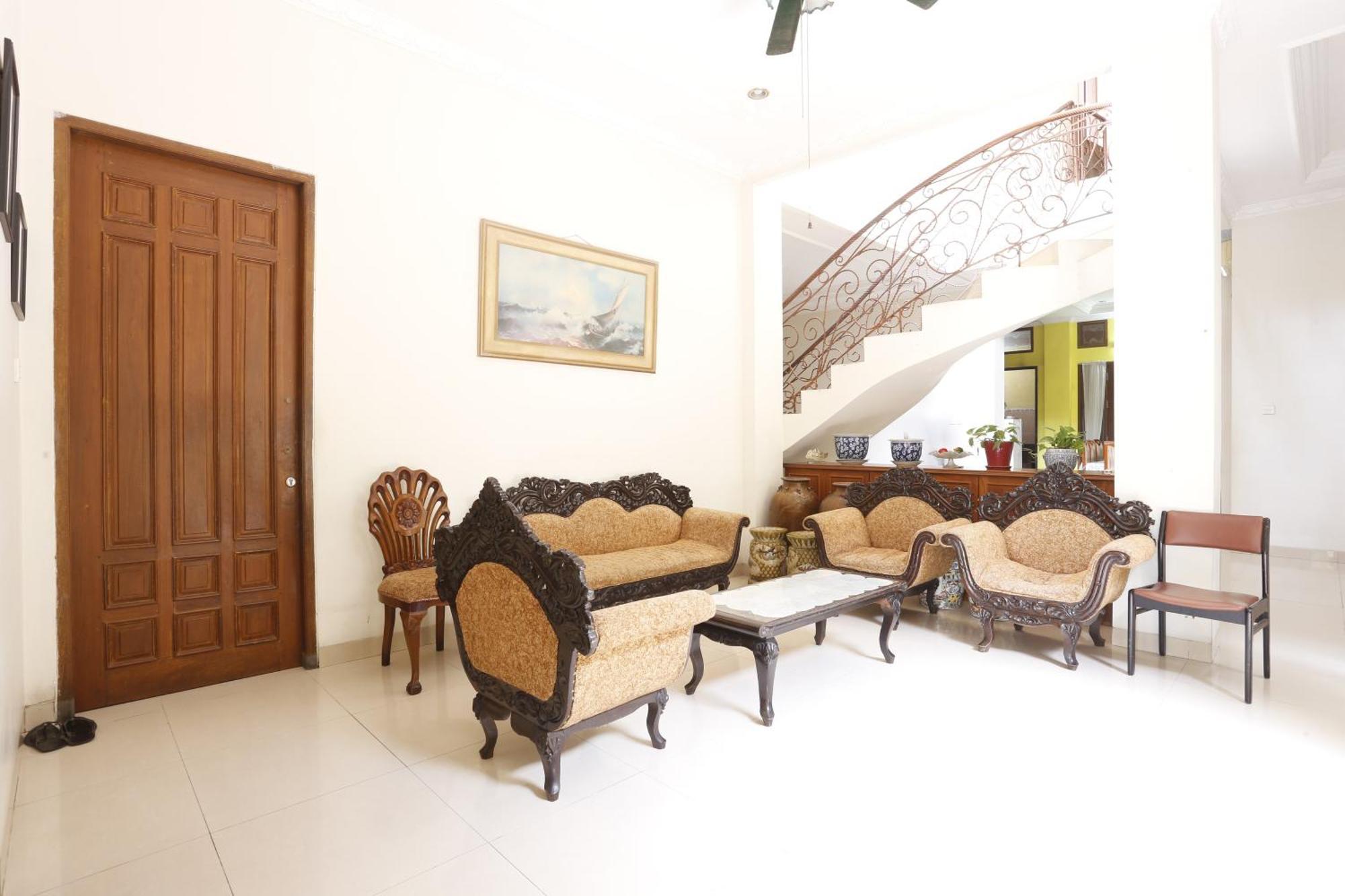 Spot On 94142 Al Fatih Residence Syariah 2 Jakarta Eksteriør bilde